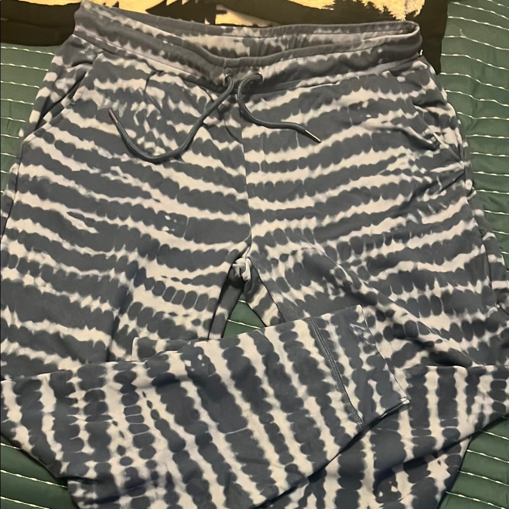 Tie dye jogger’s